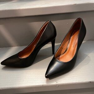 Classic Black Leather Pumps